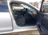 Volkswagen Passat 1.8T S 1VWAS7A37FC049653 снимка