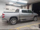 Toyota Tundra Limited 5.7L V8 5TFFY5F16EX158387 снимка