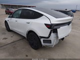 Tesla Model Y Premium Rear-Wheel Drive 7SAYGDED9TA424879 photo