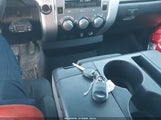 Toyota Tundra Sr5 5.7L V8 5TFEY5F17EX168261 снимка