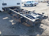 Ford F-350 Chassis Xl 1FDRF3H63JEC08714 photo