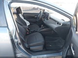 Toyota Corolla Le JTDEPRAE5LJ109679 снимка