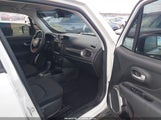 Jeep Renegade Latitude 4X4 ZACNJDB11PPP58088 photo