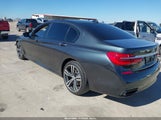 BMW 740I WBA7E2C52KB218657 fotografie
