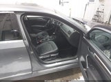 Volkswagen Passat 1.8T Se 1VWBT7A37GC027784 fotografie