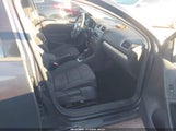 Volkswagen Golf 2.5L 4-Door WVWDB7AJ0CW272531 fotografie