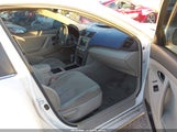 Toyota Camry Le 4T1BE46K17U688583 снимка