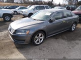Volkswagen Passat 2.5L Se 1VWBP7A37DC105996 снимка