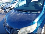 Toyota Sienna Le V6 5TDKK3DC5BS044388 снимка