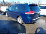 Toyota Sienna Le V6 5TDKK3DC5BS044388 снимка