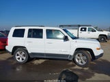 Jeep Patriot Latitude 1C4NJPFA8GD795992 снимка