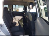 Jeep Patriot Latitude 1C4NJPFA8GD795992 снимка