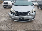Toyota Sienna Le V6 5TDKK3DC5BS143549 снимка