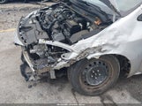Toyota Corolla Le 5YFB4MDE8PP046685 снимка