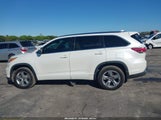 Toyota Highlander Limited Platinum V6 5TDYKRFH0GS157193 photo