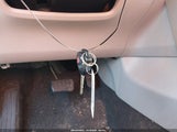 Toyota Corolla Le JTDBU4EE8DJ116281 снимка