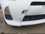 Toyota Prius C Three JTDKDTB3XD1032931 снимка