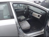 Toyota Corolla Le 2T1BURHE6EC129780 fotografie
