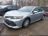 Toyota Camry Hybrid Le 4T1B31HK3JU504527 fotografie