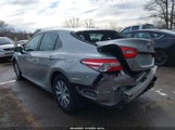 Toyota Camry Hybrid Le 4T1B31HK3JU504527 photo