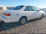 Toyota Camry Le JT2BG22K7Y0519484 снимка