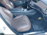 Mercedes-Benz S 550 4Matic WDDUG8FB3GA245888 photo
