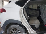 Hyundai Tucson Se KM8J3CA46HU311110 снимка