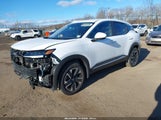 Nissan Kicks Sv Intelligent Awd 3N8AP6CB8SL333671 photo