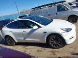 Tesla Model Y Awd/Long Range Dual Motor All-Wheel Drive 7SAYGDEE1PF636340 fotografie