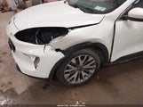 Ford Escape Titanium 1FMCU9J97NUB02359 снимка