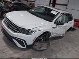 Volkswagen Tiguan 2.0T Se 3VV3B7AX6NM008668 снимка