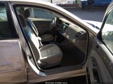 Toyota Camry Le 4T1BE32K02U104327 снимка