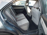 Toyota Corolla Le 5YFBURHE0JP834312 снимка