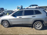 Jeep Cherokee Sport Fwd 1C4PJLAB8HW586128 fotografie