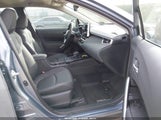 Toyota Corolla Cross Xle 7MUEAABG3TV154874 fotografie