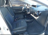 Toyota Prius C Two JTDKDTB3XJ1617620 снимка