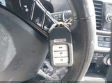 Honda Accord Hybrid Touring 1HGCR6F78EA007615 снимка