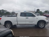 Toyota Tundra Grade 4.6L V8 5TFRM5F14AX007003 fotografie
