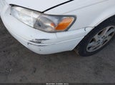 Toyota Camry Le V6 JT2BF28K9X0211337 photo
