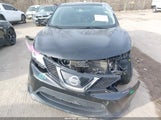 Nissan Rogue Sport S JN1BJ1CR3KW312161 fotografie