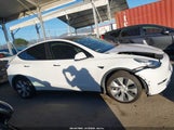 Tesla Model Y Long Range Dual Motor All-Wheel Drive 5YJYGAEEXMF112658 снимка