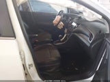 Chevrolet Trax Lt KL7CJLSB0HB141027 photo