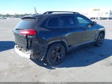 Jeep Cherokee Latitude Fwd 1C4PJLCX8JD518891 fotografie