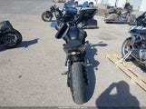 Suzuki Gsx800 R JS1EM11B1R7101000 снимка