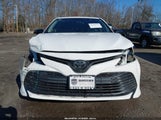 Toyota Camry L/Le/Xle/Se/Xse 4T1B11HK4JU108113 fotografie