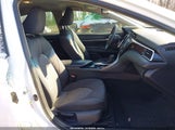 Toyota Camry L/Le/Xle/Se/Xse 4T1B11HK4JU108113 photo