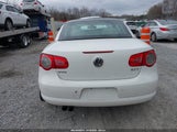 Volkswagen Eos 2.0T Luxury WVWFA71F77V045405 снимка