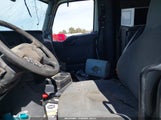 International Lt 3HSDZTZR4NN420554 снимка