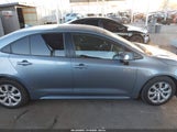 Toyota Corolla Le JTDEPMAE6MJ163657 снимка