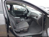 Chevrolet Malibu 1Ls 1G1ZB5ST7JF287849 fotografie